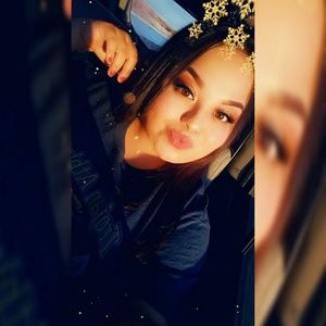 Meet your Posher, Eunice